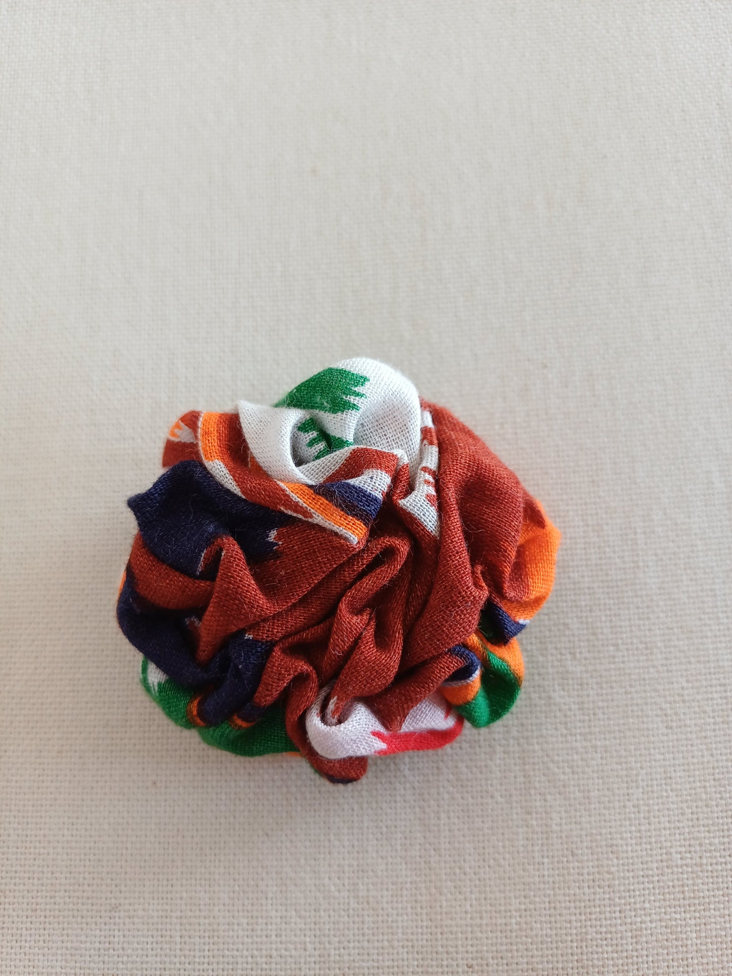Broche en tissu